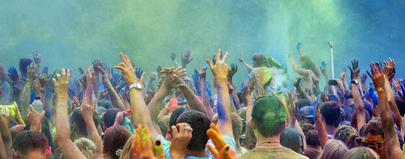 30 of the best festivals in India - Holi festival of colour