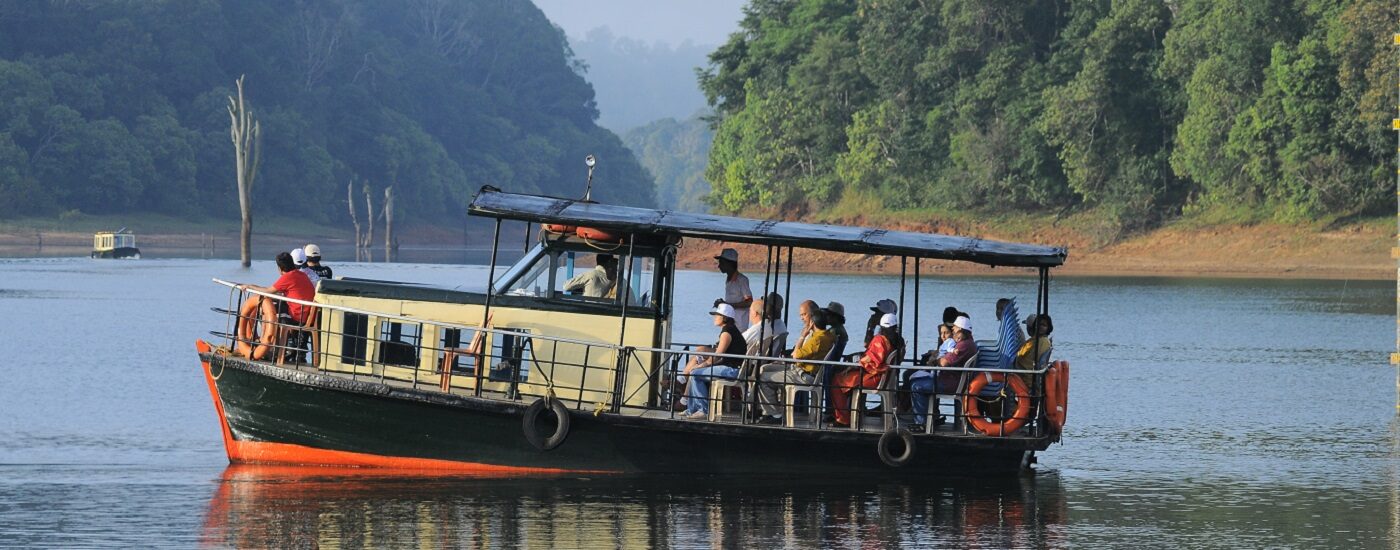 Golden Triangle and Kerala Tour - Periyar Lake