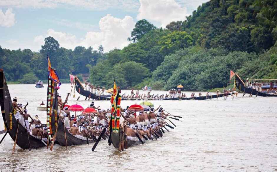 An image of a snake boat race during Onam Festival