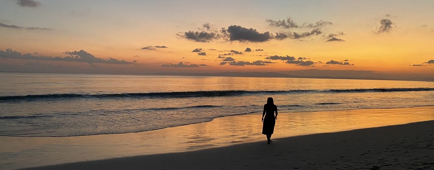 Stunning Havelock Sunset with woman silhouette