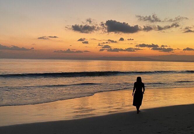 Stunning Havelock Sunset with woman silhouette